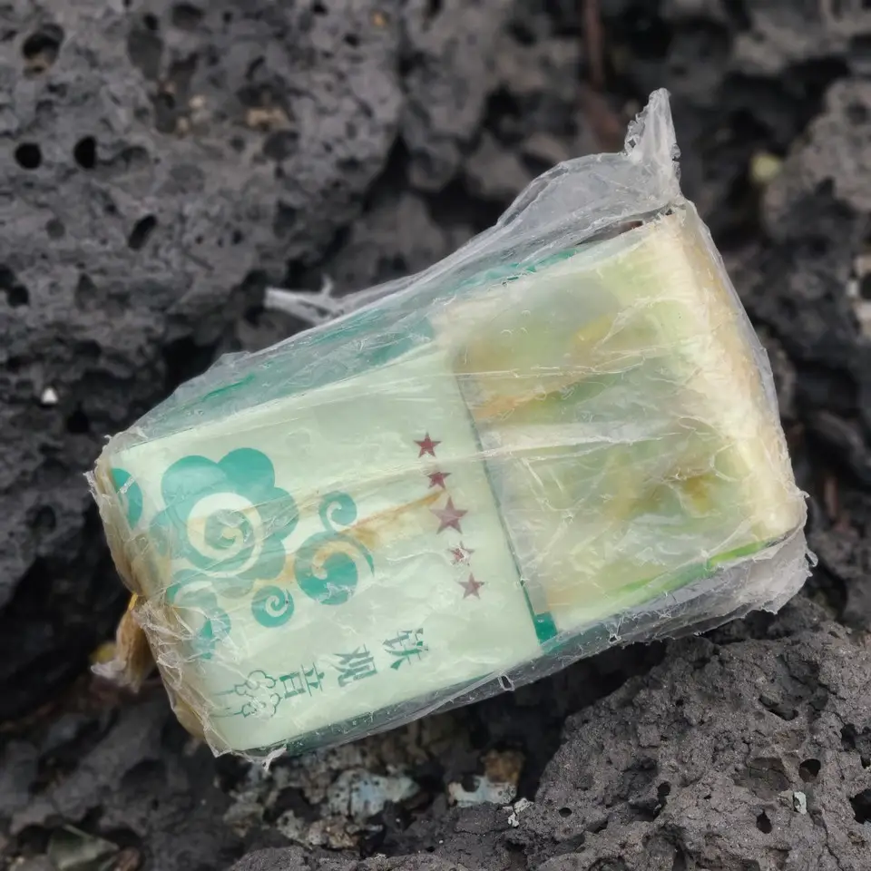 제주 해안가서 또 발견…중국 차봉지 위장 ‘케타민 의심 물체’ 15번째