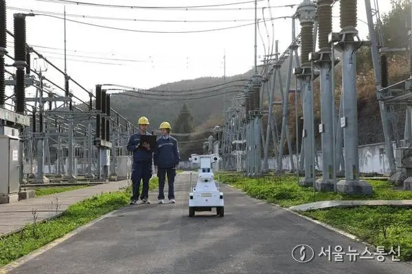 [테크] 원클릭으로 160개 변전소를 2시간 만에…中 구이저우 퉁런시, 스마트 순찰 시대